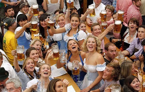 Lễ hội bia nổi tiếng ở Đức